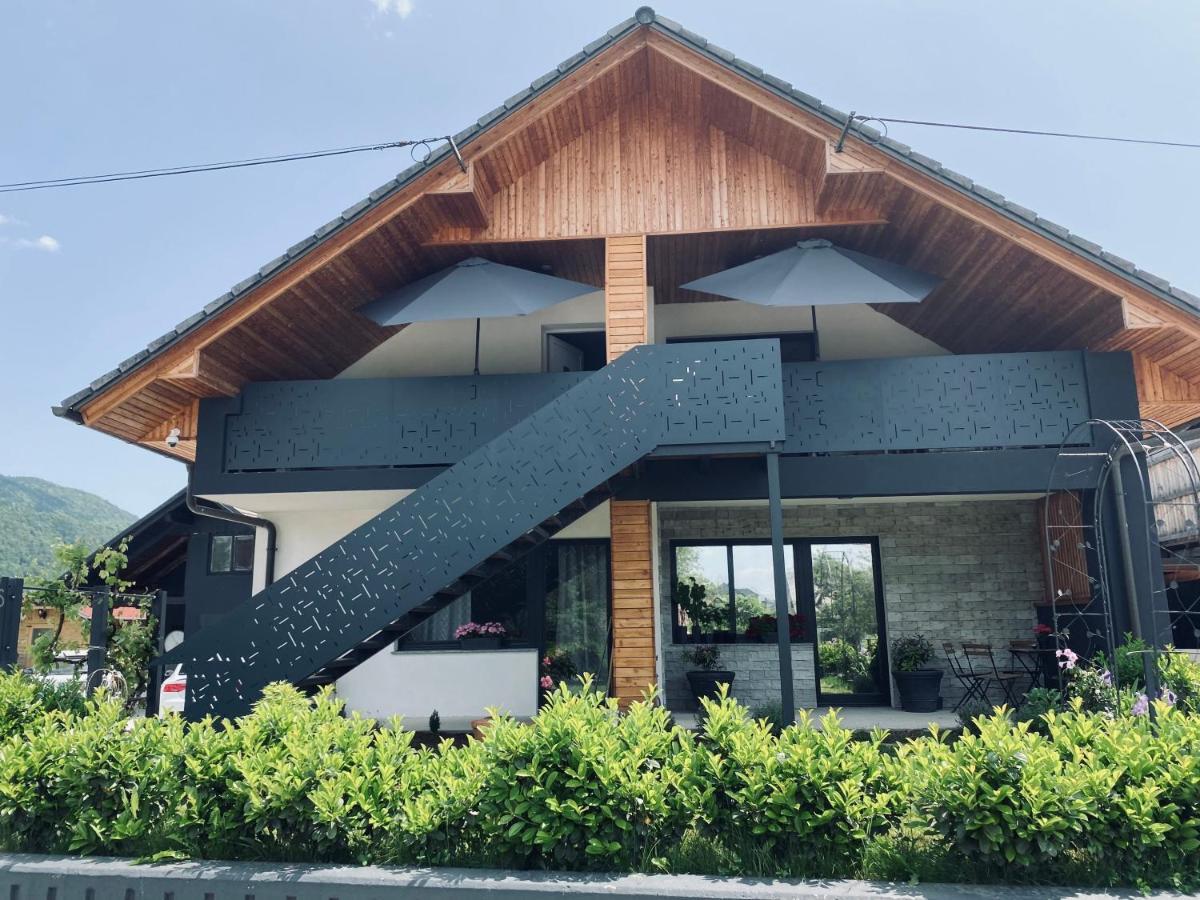 Rooms & Apartment Zala Airport Shuttle Option Cerklje na Gorenjskem Bagian luar foto