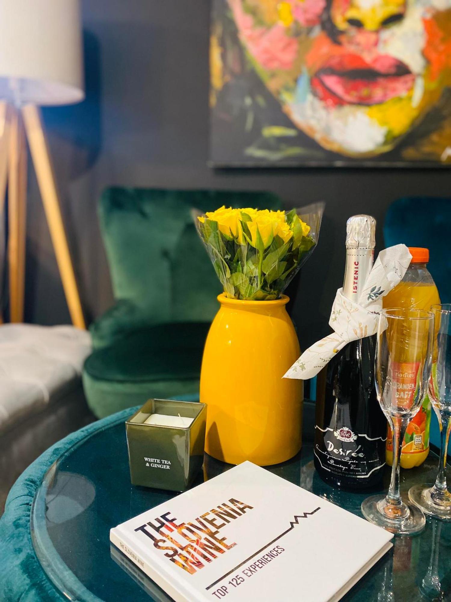 Rooms & Apartment Zala Airport Shuttle Option Cerklje na Gorenjskem Bagian luar foto